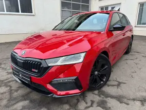 Skoda Octavia Combi RS HUD KEYLESS LED ACC AHK VIRTUAL