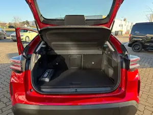 Citroen C4 Hybrid 145 MAX Bild 5