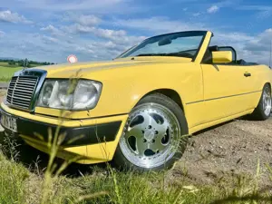 Mercedes-Benz Baureihe 124 300 CE-24