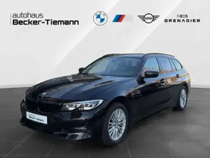 BMW 320 d Touring 17" / AHK / Stnd Heiz / Lkrd Heiz / HiFi