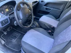 Ford Fiesta Fiesta  5-Türer 1.3 Ambiente