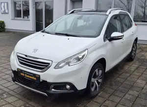 Peugeot 2008 Allure*Leder*Navi*Panoramadach*Alufelgen