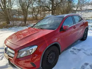Mercedes-Benz GLA 200 GLA 200 CDI 4Matic Allrad Automatik Alu. HU AU Neu