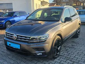 Volkswagen Tiguan Tiguan*2.0*TDI*IQ.DRIVE*HUD*DAB*PANO*AHK*ACC*LED*