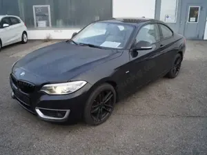 BMW 220 220i Coupe Modern Line * Xenon * 2. Hand *