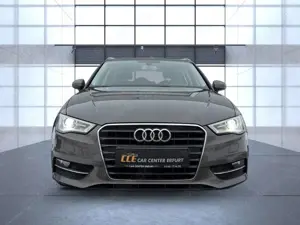 Audi A3 Sportback attraction*XEN*PDC*Navi*SHZ*8-fach* Bild 2
