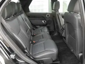 Land Rover Discovery 5 D250 S AWD Anhängerkupplung - Winterpaket - Pano Bild 5