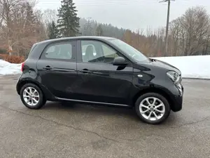 smart forFour Basis 52kW Leder Klima ALU SHZ Bild 3