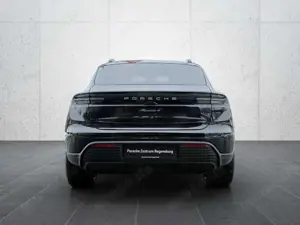 Porsche Macan 4 Pano-Dach Matrix-LED Bild 5