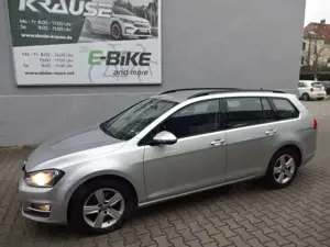 Volkswagen Golf Variant Comfortline mit Schlechtwege-Fahrwerk