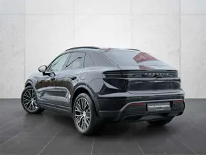 Porsche Macan 4 Pano-Dach Matrix-LED Bild 3