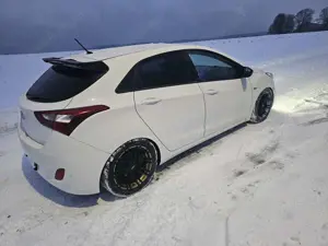 Hyundai i30 1.6 CRDi Style Bild 5