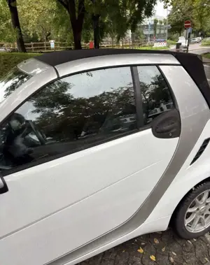 smart forTwo smart fortwo cabrio cabrio softouch passion Bild 3