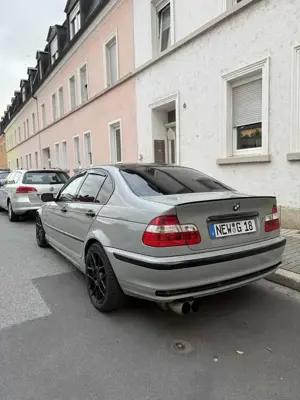 BMW 318 318i