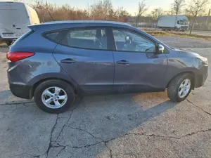 Hyundai iX35 2.0 CRDi 4WD Automatik Style Bild 4