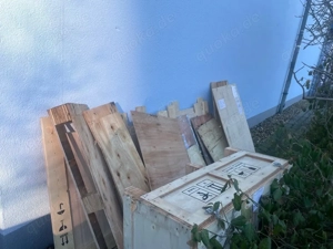 Kisten Verpackungsholz Unterschiedliche Größen und Stärken 