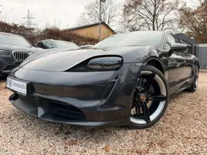 Porsche Taycan Turbo Memory*Bose*Matrix LED*ACC