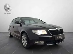 Skoda Superb 1.9 TDI Elegance 1.HD/AHK/XEN/MEMORY/