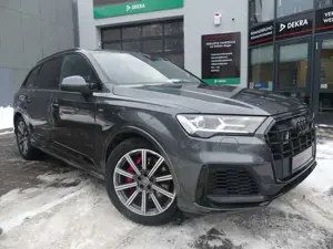 Audi Q7 55 TFSI Quattro S line 7-SITZER/PANO/LED/KAM