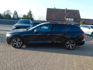 Volvo V60 Ultra Dark B4 Mild-Hybrid 360°KAM/BLIS/PANO Bild 4