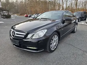 Mercedes-Benz E 200 Coupé E 200 BlueEFFICIENCY AVANTGARDE