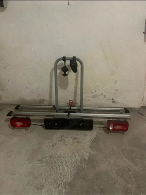 Fahrradträger für Anhängerkupplung - mit Beleuchtung