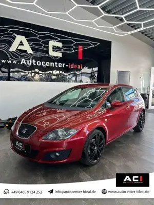 SEAT Leon Stylance Style / Austauschmotor nur 17000km