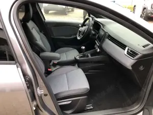 Renault Clio V Techno TCe 90 Bild 2