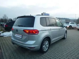Volkswagen Touran 2.0 TDI ComfortlineAUT/AHK/ACC/PDC/SHZ Bild 5