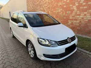Volkswagen Sharan 2.0TDI-DSG-LEDER-PANO-KEYLESS-AHK-NAVI-LE