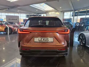 Lexus NX 350h EXECUTIVE Technologie+Interieur Paket Bild 4