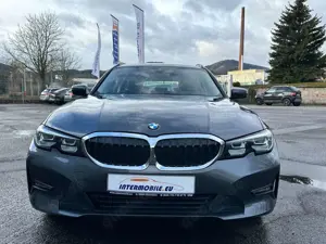 BMW 320 dA xDrive VIRTUAL LED LEDER NAVI AC AHK CAM* Bild 2
