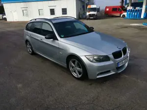 BMW 330 330i Touring, M-Paket, Kette und vieles andere neu