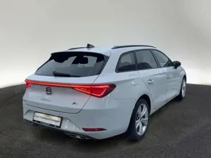 SEAT Leon Sportstourer 1.5 eTSI FR DSG Navi Link Kame Bild 4