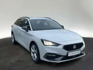SEAT Leon Sportstourer 1.5 eTSI FR DSG Navi Link Kame Bild 5