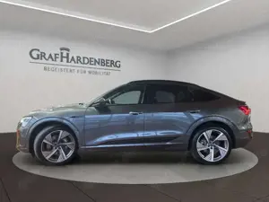 Audi Q8 Sportback e-tron 55 S-line Quattro AHK Leder Bild 2