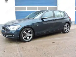 BMW 116 116 i Sport - Navi - Automatik - SHZ - Bi Xenon