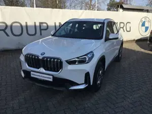 BMW iX1 xDrive 30 Navi Drive + Park Assist Komfortzugang A