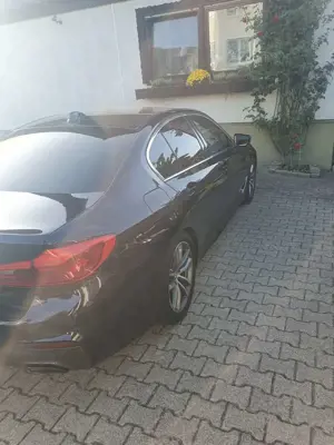 BMW 530 530i xDrive Aut. Sport Line Bild 4