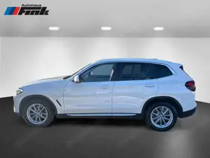 BMW X3 xDrive20d HiFi DAB LED WLAN Parkassistent Bild 3