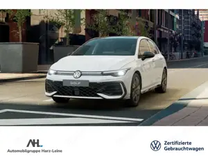 Volkswagen Golf VIII 1.5 eTSI R-Line DSG Panorama RFK IQ.Light