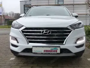 Hyundai TUCSON "Trend" 2WD Rückfahrkamera el.Fenster Alu Klima