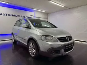 Volkswagen Golf Plus V CrossGolf  AHK 6-GANG KLIMAAUTO XENO Bild 4