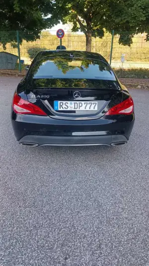 Mercedes-Benz CLA 200 CLA 200 7G-DCT Bild 4