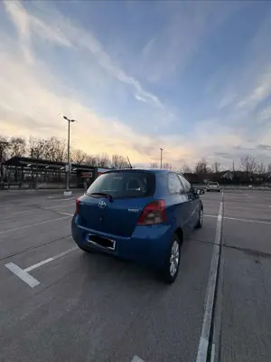 Toyota Yaris 1.3 VVT-i Team