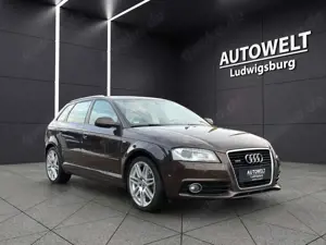 Audi A3 Sportback Quattro 30 Jahre Exclusive S-Line Bild 3