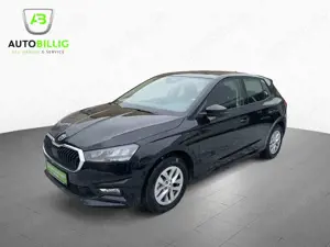 Skoda Fabia Selection|Climaaut.|SHZ|LED|PDC|Gar.