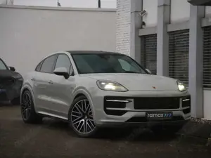 Porsche Cayenne E-Hybrid Coupé SPORTDESIGN-PAKET-INNODRIVE-HUD