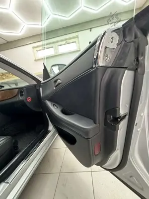 Mercedes-Benz CLS 500 CLS 500 7G-TRONIC Bild 3