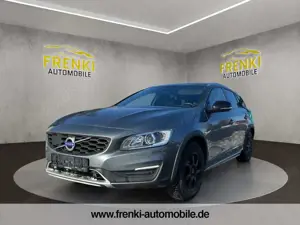 Volvo V60 Cross Country Summum AWD